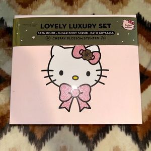 Hello Kitty Lovely Luxury Set Limited Edition (cherry blossom scented)